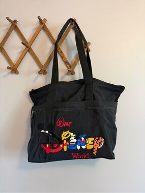 VINTAGE Walt Disney World Character Embroidered Black Tote Bag OS